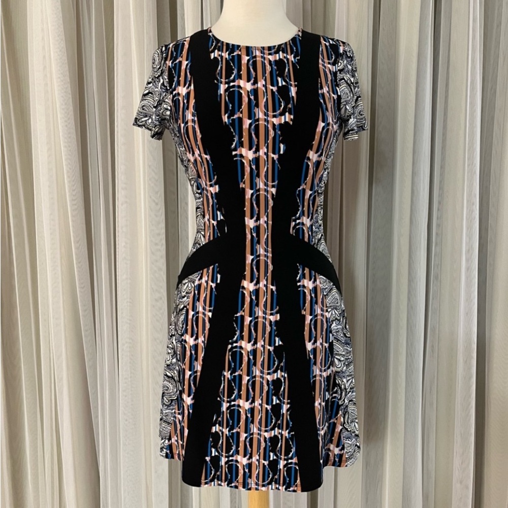 BCBGMaxAzria Ink Paisley Dress size XS (Extra Small) - Picture 4 of 8